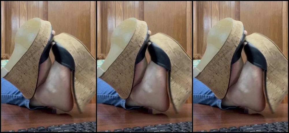 Fattyfeet420 Nicknamed Fattyfeet420 01 10 2024 Onlyfans Video They Slap So Loud