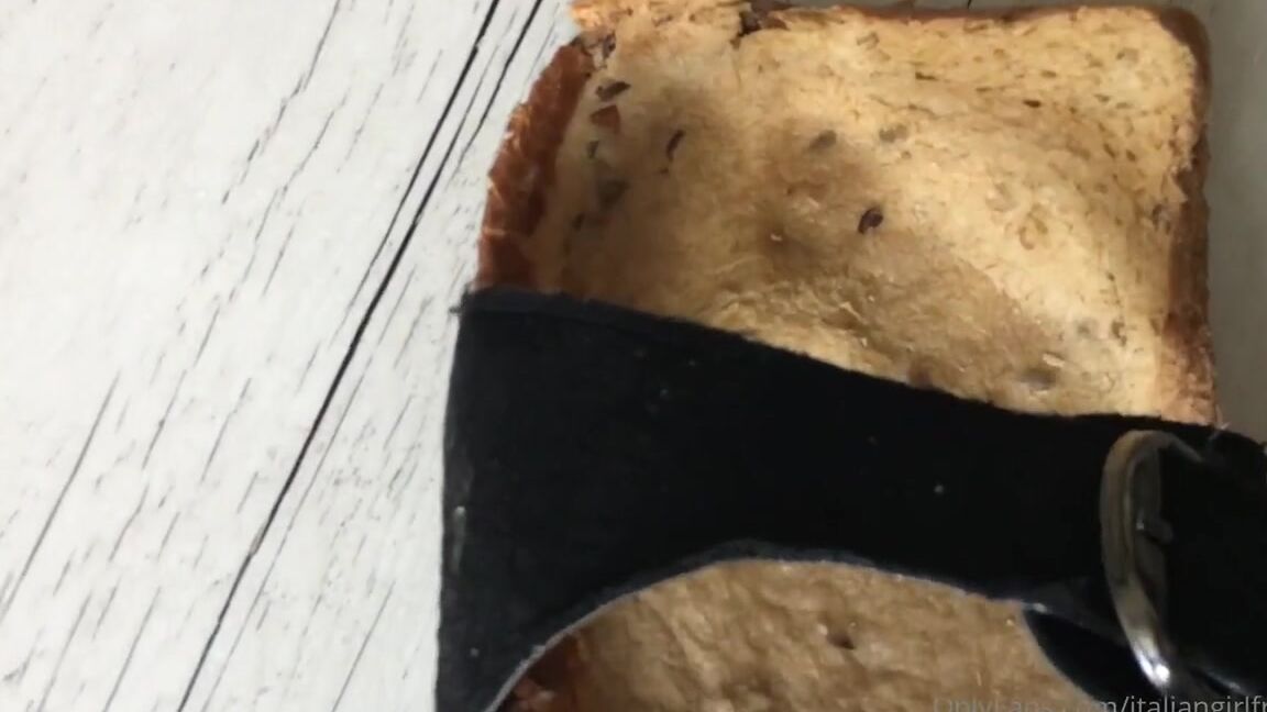 Italian Girlfriend Nicknamed Italiangirlfriend 07 25 2022 Onlyfans Video For You G4Qn