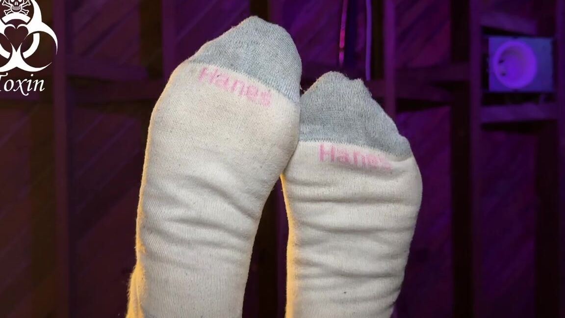 Lady Toxin Nicknamed Theladytoxin 02 03 2025 Onlyfans Video You Look Better Laying Face Up