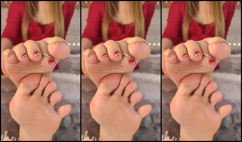 Miawildft Nicknamed Miawildft 12 26 2023 Onlyfans Video I Hope You Had A Wonderful Time During Christmas But Im A Little Bit Curious