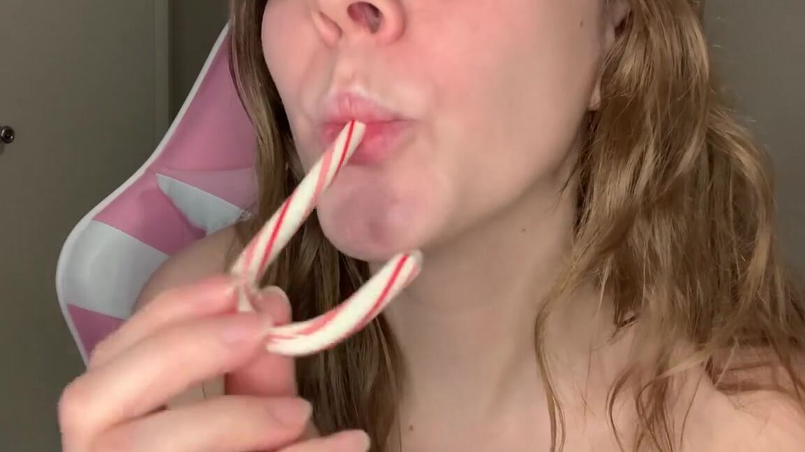 Jennaize Nicknamed Jennaize Onlyfans Candy Cane Licking Why Isnt There A Candy Cane Emoji