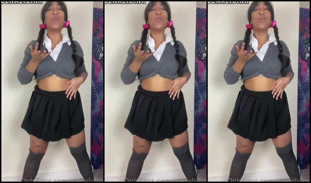 Denali Dink Lu Nicknamed Denalidink 01 13 2023 Onlyfans Video I Couldnt Cosplay This Iconic 2000S Wank Bank Look Without Doing A Little Striptease This