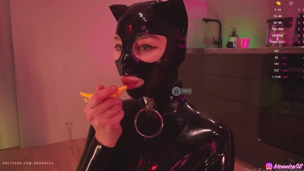 Anna Bronnica Nicknamed Bronnica 11 02 2021 Onlyfans Video A Very Warm Moment On My Broadcast Do You Want More Recordings Of My Broadcasts