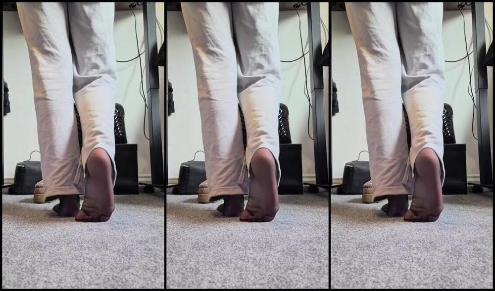 Morgans Soles Nicknamed Morganssoles15 12 16 2024 Onlyfans Video Standing Nylon Foot Tease