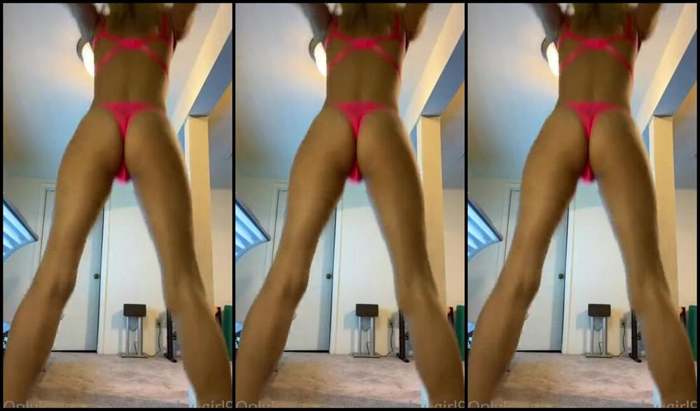 Goddess Shy Nicknamed Sweetshygirl97 Onlyfans Hump Day Special If You Like This Tip It And I Ll Make Sure To Do More