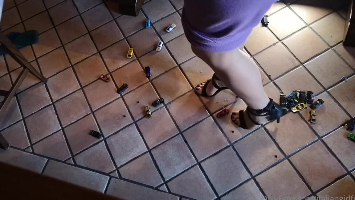 Italian Girlfriend Nicknamed Italiangirlfriend 07 22 2022 Onlyfans Video Stomp Stomp