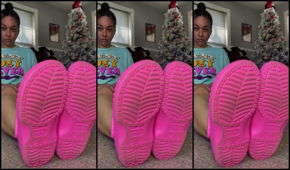 Deedee Nicknamed Deedeericanfeet 12 04 2024 Onlyfans Video Gm As Requested My Pink Crocs Soles Tease