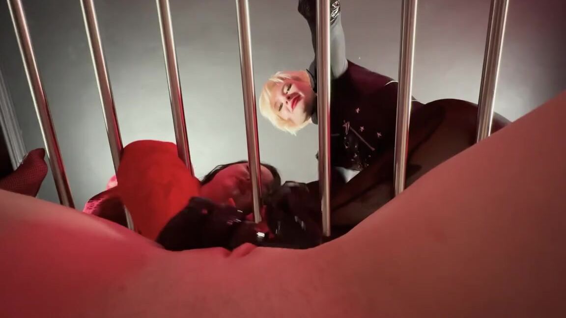 Lady Ines Nicknamed Femdomental 04 24 2025 Onlyfans Video We Like To Play With Her Like This