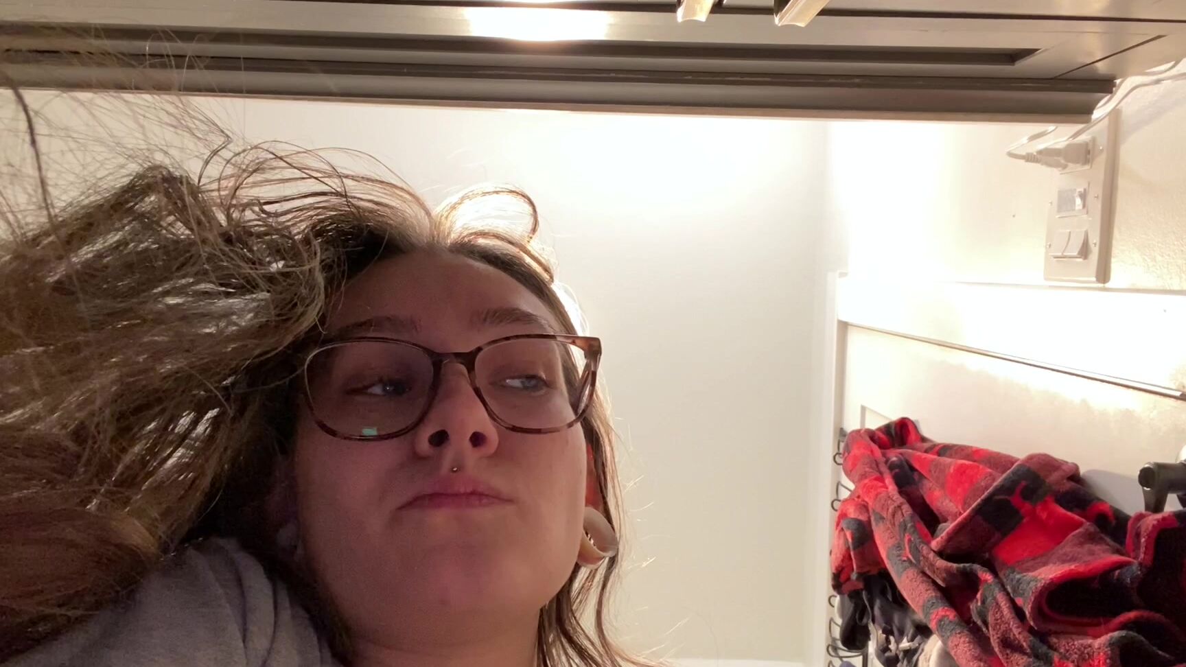 "divinebabe" family, giantess, shrinking fetish, smell fetish, taboo Giantess lil sis teaches u a lesson manyvids