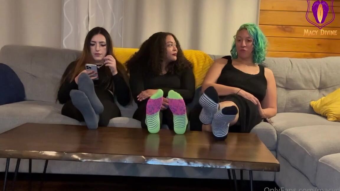 Macy Divine Nicknamed Macydivine 12 03 2024 Onlyfans Video Wow Our Feet Are Really Making The Whole House Smell I Cant Tell If Its Our