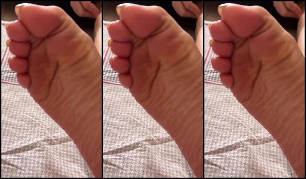 Fairy Queen Nicknamed Fairyqueen Feet 09 04 2025 Onlyfans Video Part 2 As I Said I Walked A Lot And My Feet Got Really Sweaty And