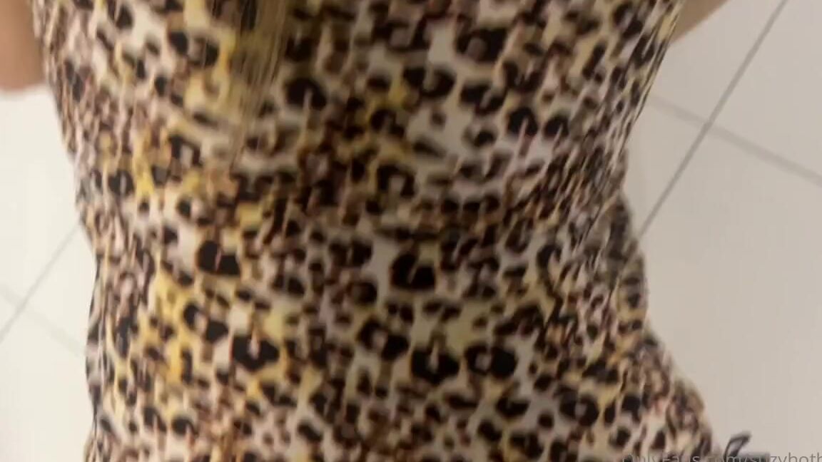 Big Clit Suzy Hot Nicknamed Suzyhotbrazil 05 16 2024 Onlyfans Video I Was Doing My Afternoon Coffee And He Said To Be On My Knees And Suck Os