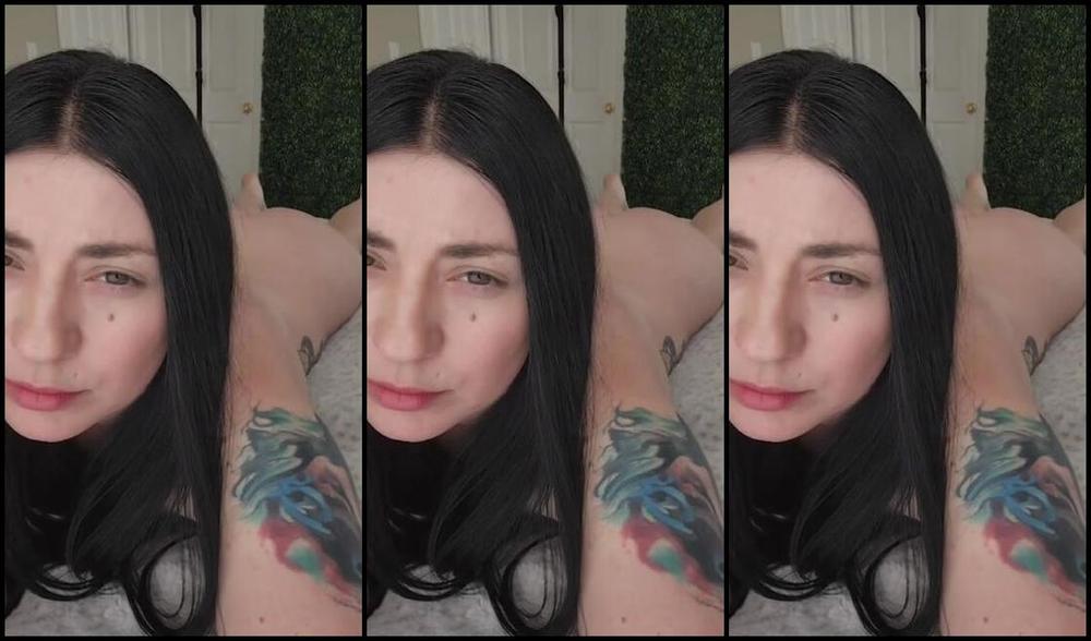 Giantessjulia Nicknamed Kinkydomkitty91 02 26 2025 Onlyfans Video Naked Candids Of Me Farting Laying Down