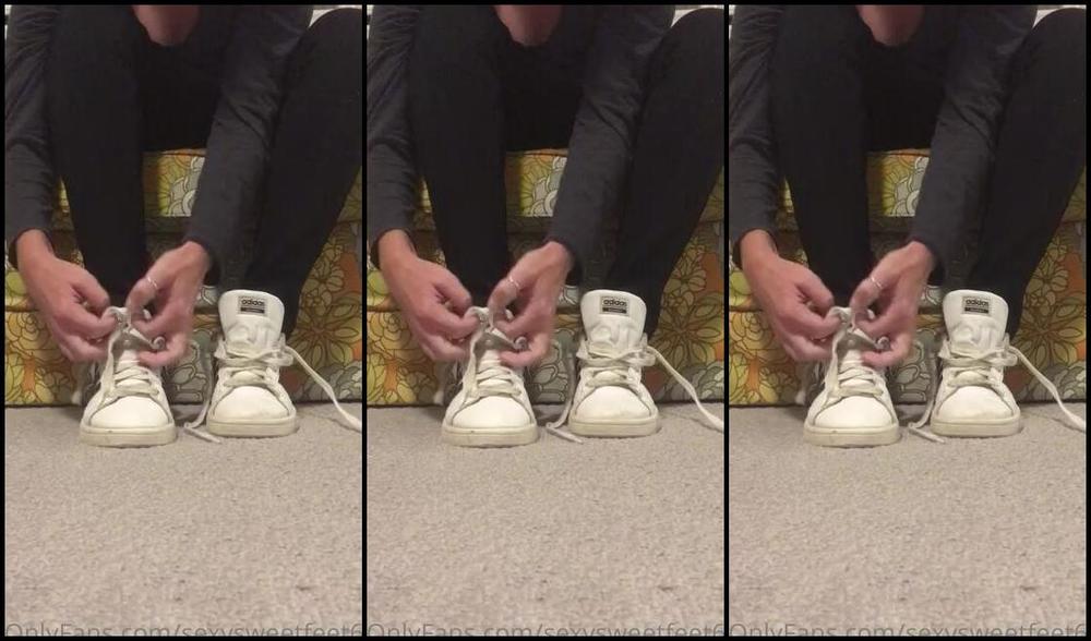 Sarahs Toes Nicknamed Realsarahsloane 12 18 2020 Onlyfans Video Some Loser Ordered A Custom Video Then Decided He Wanted It For Free Smh