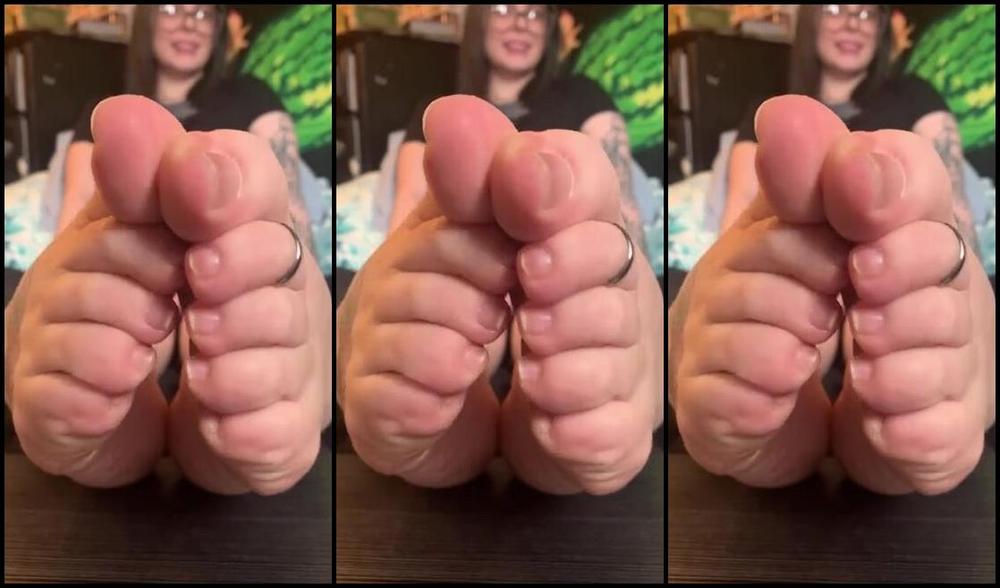Marci Toes Nicknamed Marcitoes23 01 17 2025 Onlyfans Video What Would Fff Even Be Without A Little Feet Teasing Video Wiggling Toes And Scrunching Them