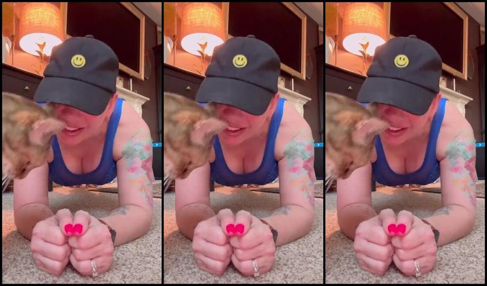 Brittany Elizabeth Nicknamed Thebrittanyxoxo 01 20 2025 Onlyfans Video Made This Video Earlier Of Me Doing My Cooldown And A 1 Minute Plank Just Didnt