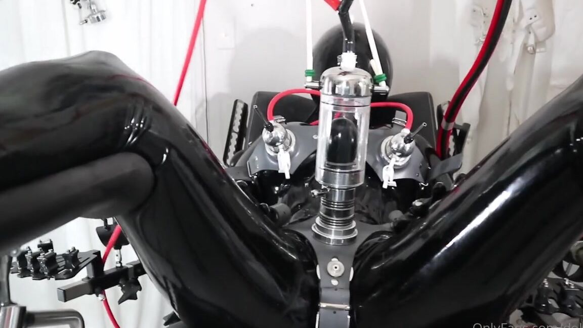 Dollified Nicknamed Dollified Onlyfans Dungeon Fun Fun Time First Squeezing My Head Inside A Nice Inflatable Ball Hood Then Getting F6