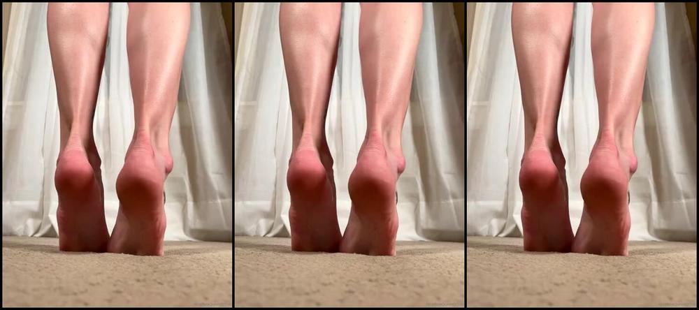 Alice Rose Nicknamed Alicerosequeenoftoes 12 26 2022 Onlyfans Video I Told You I Dropped An Earring On The Floor So You Help Me Look For