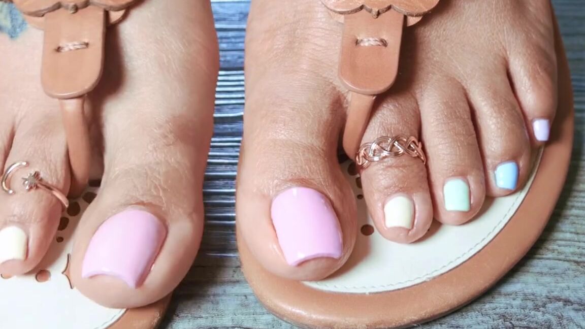 Aminah Feetz Nicknamed Aminahfeet Onlyfans Tory Burch Sandal Tease
