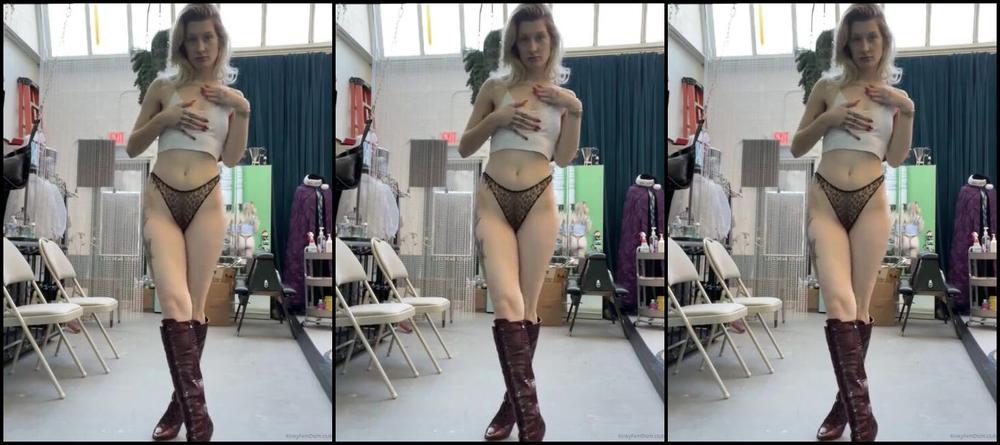 Miss Adah Vonn Nicknamed Topdomme Onlyfans Video Hump Day Dancing