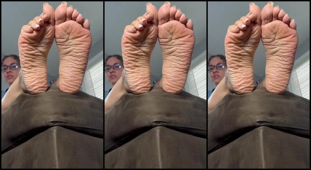 Deedee Nicknamed Deedeericanfeet 06 08 2025 Onlyfans Video Gm As Requested In This Fantastic View From Down Below Dont U Want To Be