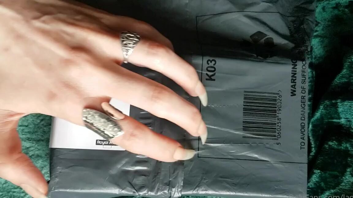 Lady Left Nicknamed Ladyleft 07 25 2020 Onlyfans Video These 3 Videos Are Dedicated To A Very Sweet Generous Person Here Who Knowing I Oj9W