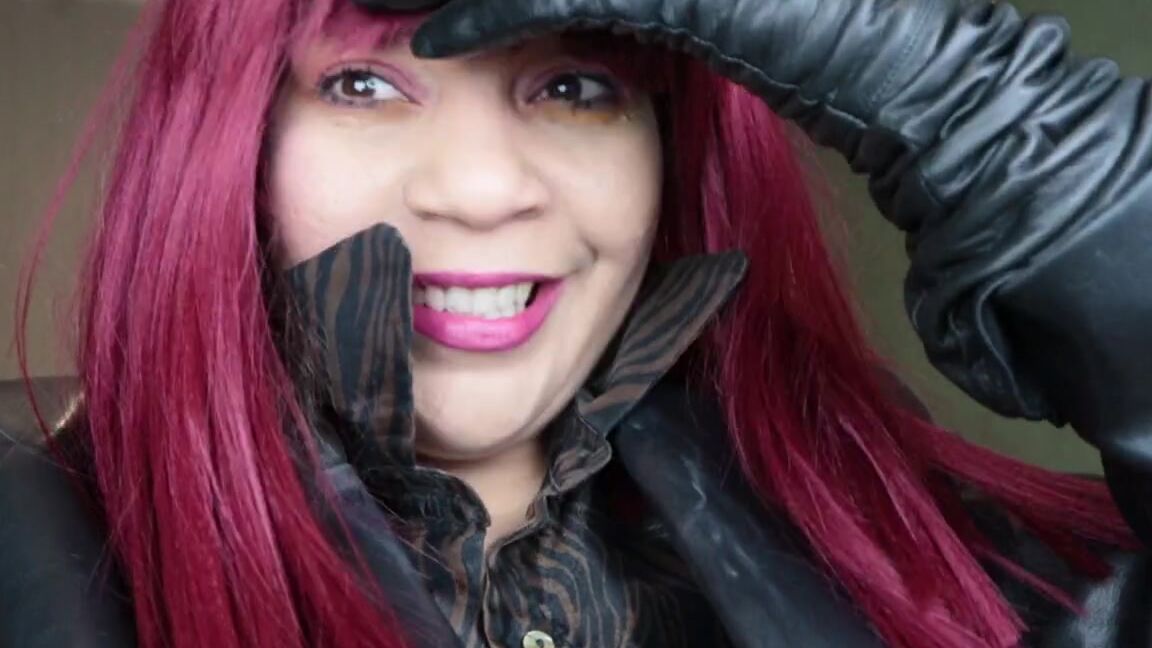 Reina Leather Nicknamed Reinaleather Onlyfans This Has Been Uploaded To My Video Store Reinaleatherat The Video Is Called Booting Unbooting