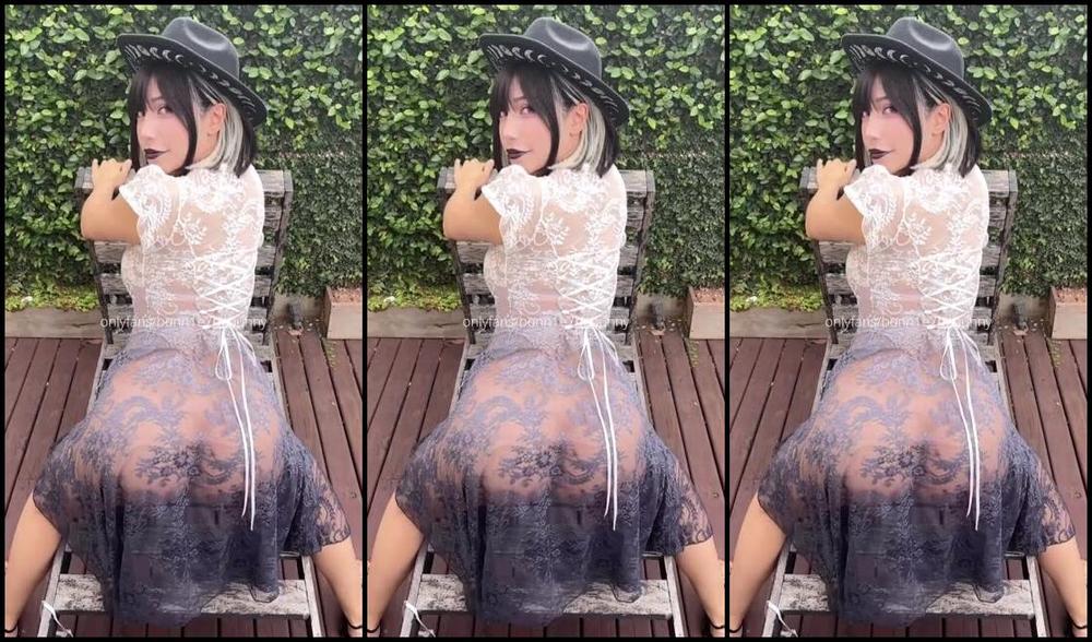 Ms Bonnie Nicknamed Bonn1E7Hebunny 09 23 2025 Onlyfans Video Twerking Video The Neighbors Were Having Barbecue While I Was At It I Just Couldnt Help