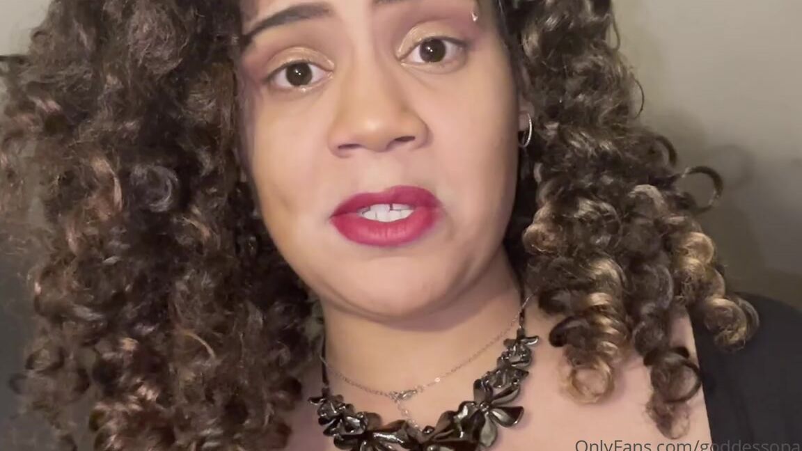 Goddessopalonia Nicknamed Goddessopalonia Onlyfans Good Morning Your Mistress Is Back