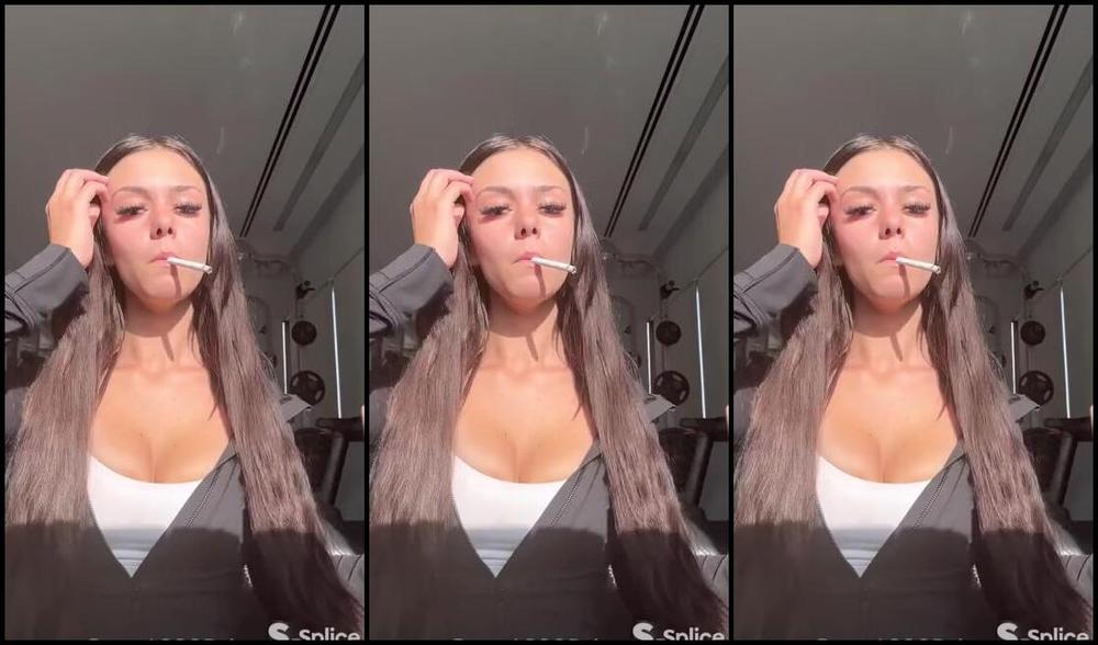 Miss Cane Nicknamed Itsmisscane Onlyfans Customs Can Include Your Name Question Answering Outfit Choice 2 Cigarettess Perhaps Hmu