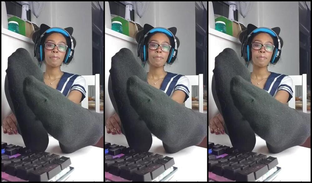 Ceceprincesstoes Nicknamed Cecesprincesstoes 09 09 2020 Onlyfans Video You And Your Gf Are Playing Games And You Keep Mentioning How Much You Like Her