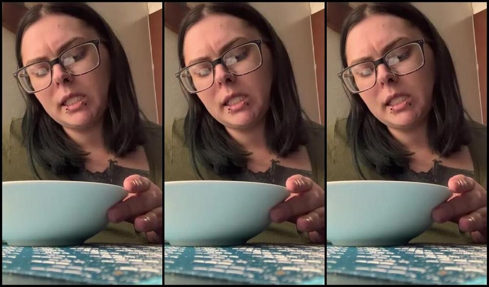 Marci Toes Nicknamed Marcitoes23 12 27 2024 Onlyfans Video Tinies Shouldnt Break Out Of Their Cages It Only Results In Punishment