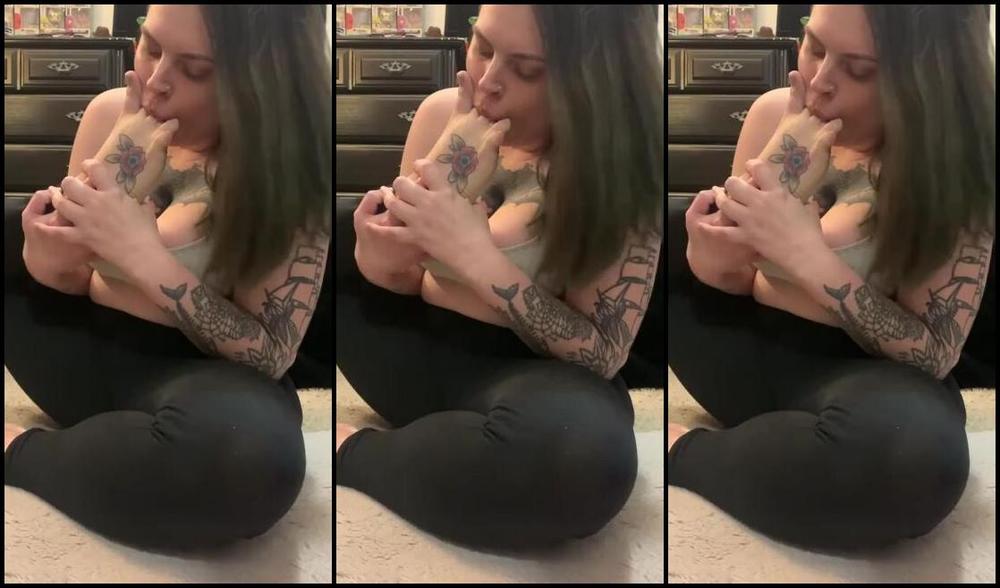 Marci Toes Nicknamed Marcitoes23 03 23 2025 Onlyfans Video Are You Jealous Of My Mouth