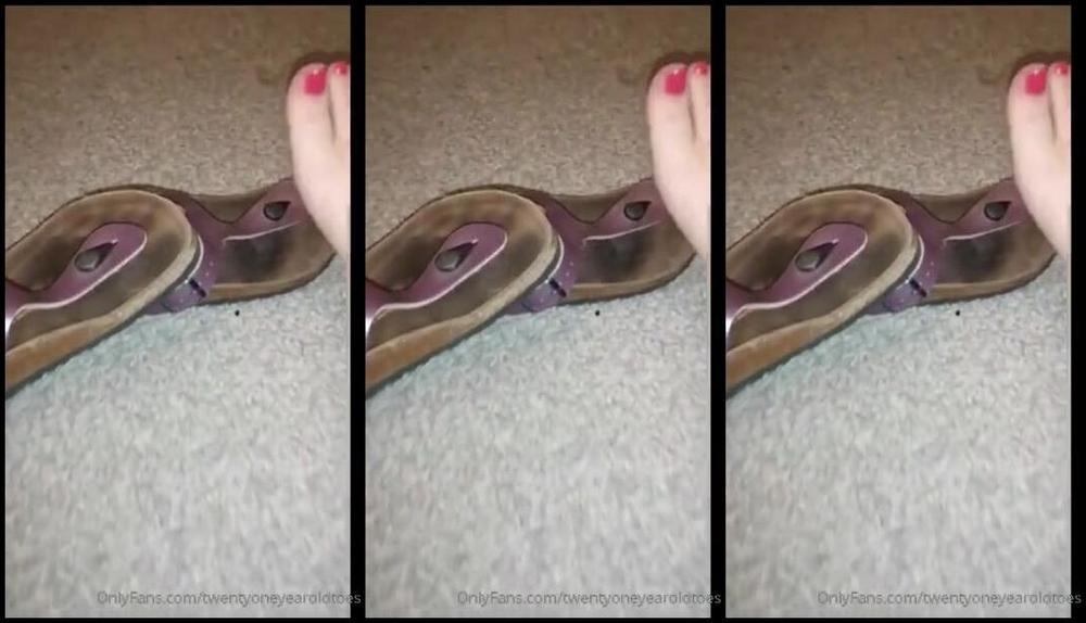 Finebritishfeet Nicknamed Tickletoesuk 09 03 2019 Onlyfans Video Birkenstock Play