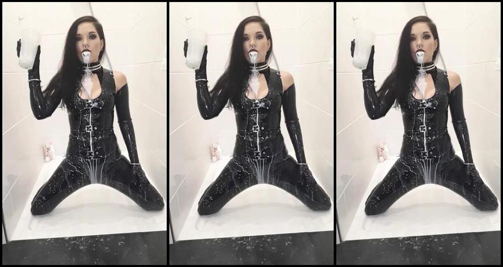 Sophie X Elodie Nicknamed Sophie X Elodie 02 07 2024 Onlyfans Video In Latex In Der Dusche 3029