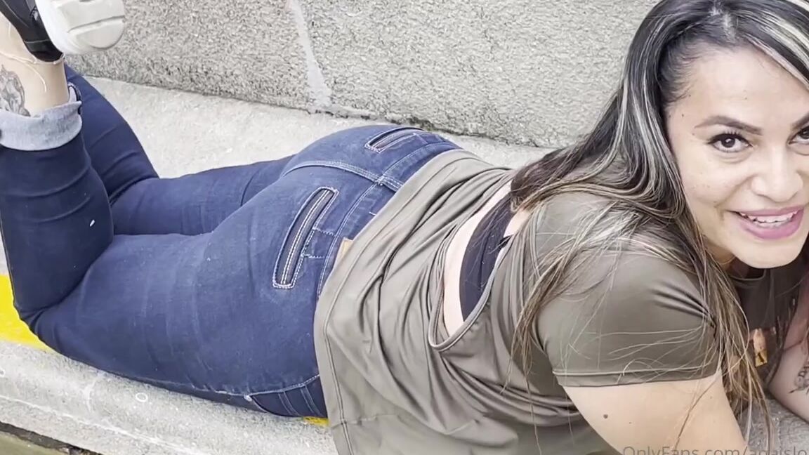 Anaislopezff Nicknamed Anaislopezff 08 08 2022 Onlyfans Video Mis Pies Disfrutando En El Parque De Los Pies Descalzos Mi Amor Quieres Acompanarme Besos My