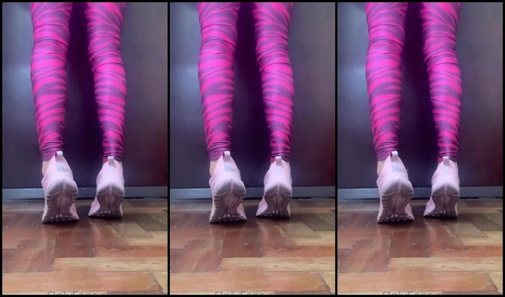 Srta Dess Nicknamed Srtadess 04 22 2022 Onlyfans Video Good Morning Dear Ones