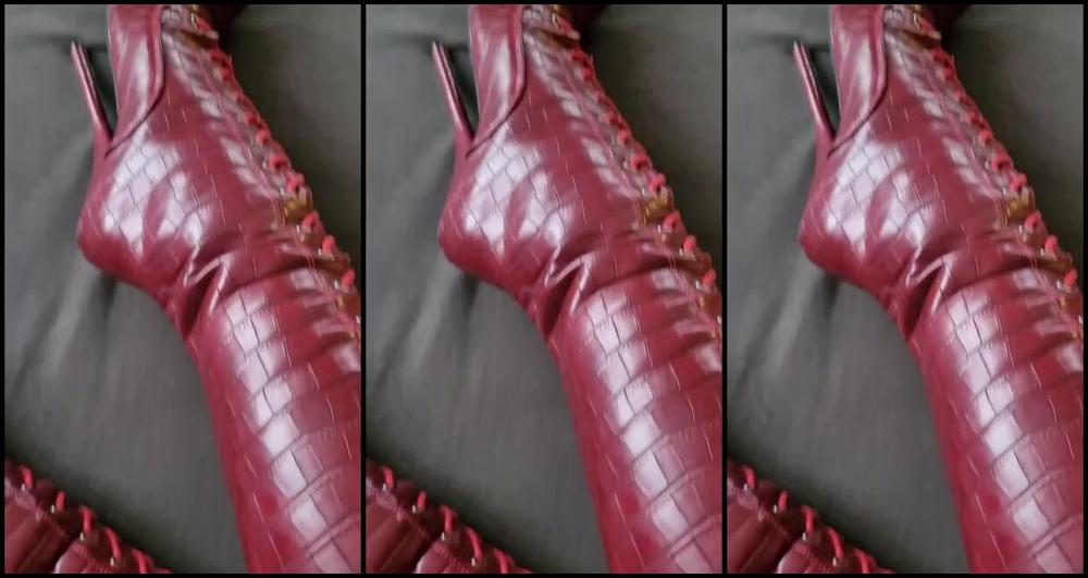 Sophie X Elodie Nicknamed Sophie X Elodie 02 04 2024 Onlyfans Video In Meinem Roten Latexoutfit Auf Der Couch V1Pk