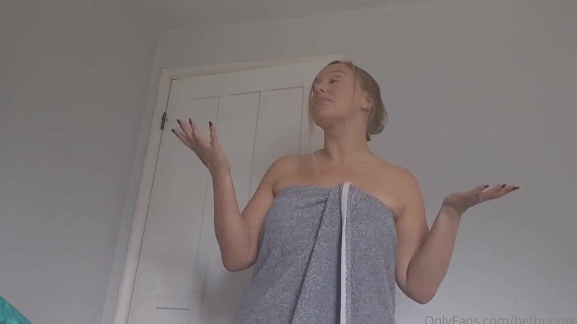 Beth Bennett Nicknamed Bethundressed 07 11 2025 Onlyfans Video Totally Forgot My Brother In Law Was Coming To Stay Co