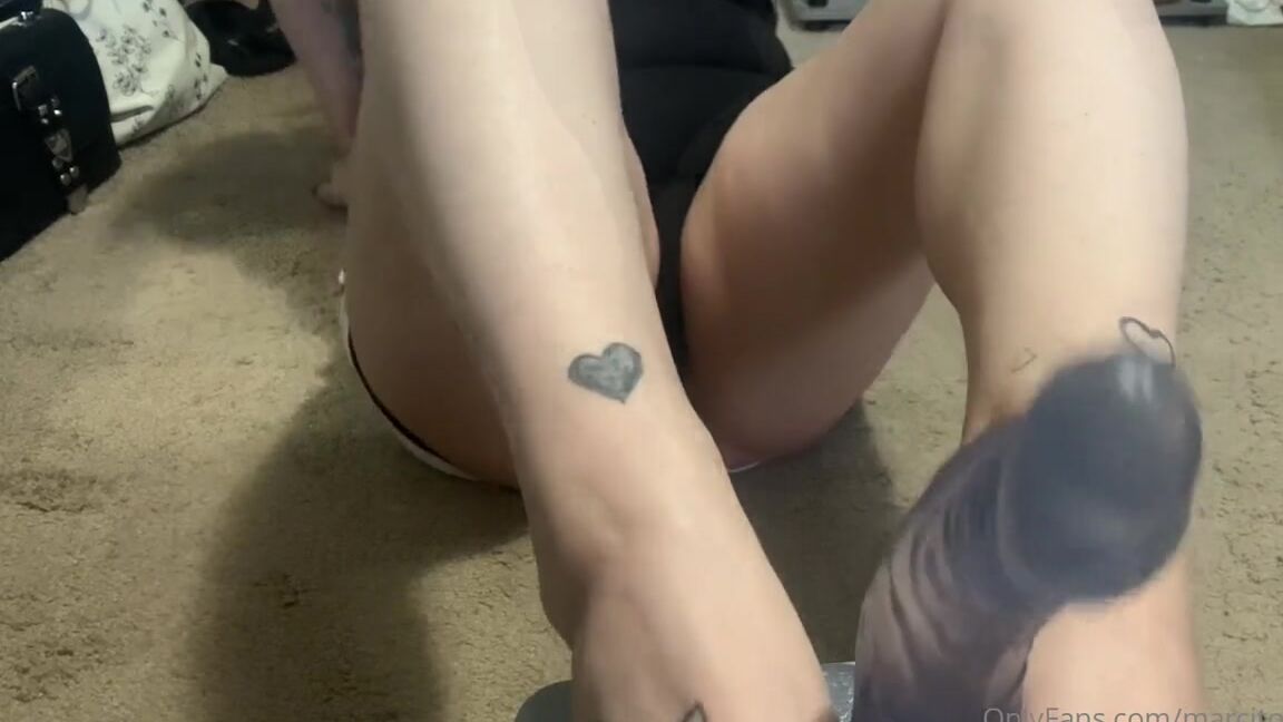 Marci Toes Nicknamed Marcitoes23 05 30 2025 Onlyfans Video I Wanna Play Are You Ready For Your Fj Ive Been Dying All Week To Get