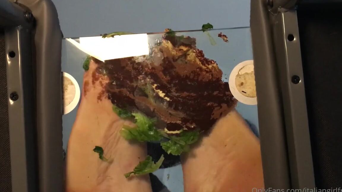 Italian Girlfriend Nicknamed Italiangirlfriend 07 26 2022 Onlyfans Video Leave A Comment If You Want More Underglass This Was A Test