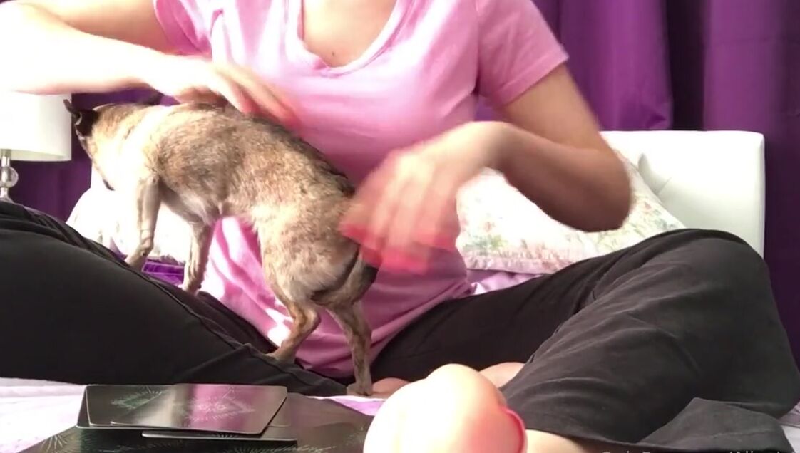 Alice Is More Nicknamed Aliceismore 10 04 2024 Onlyfans Video Happy Foot Friday Little Tarot Reading With My Toes For You