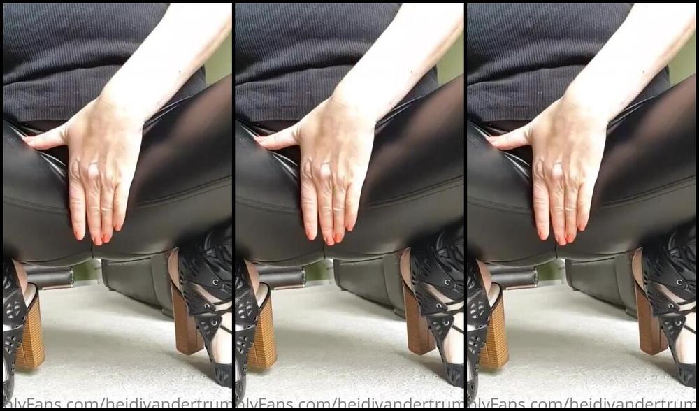 Heidi Foxx Nicknamed Heidivandertrump Onlyfans You Belong At My Feet Looking Up At My Ass Ready And Eagerly Waiting For All