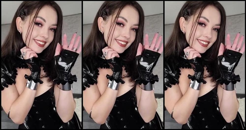 Sophie X Elodie Nicknamed Sophie X Elodie 02 06 2024 Onlyfans Video In Meinem Latexoutfit Zu Hause Auf Der Couch