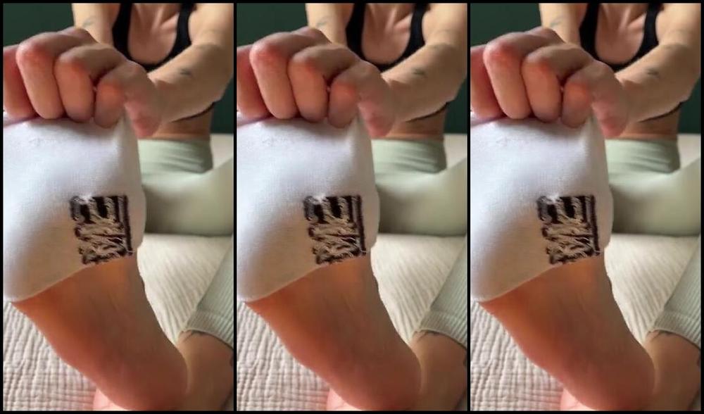 Maxi Rose Nicknamed Cutestickyfeet 04 28 2024 Onlyfans Video Sweaty Feet Joi I Just Came Home From The Gym And I Am Teasing