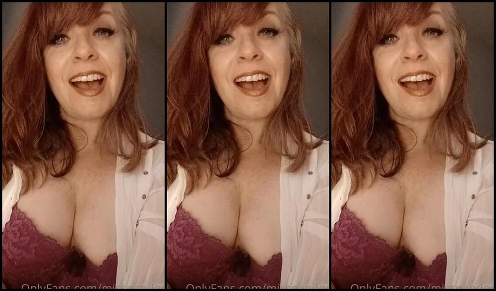 Miss Pandora Nicknamed Misspandora Onlyfans 03 24 2023 Ooh Its Raining And Thundering Here So Thought Id Send A Quick Message Using My Phone