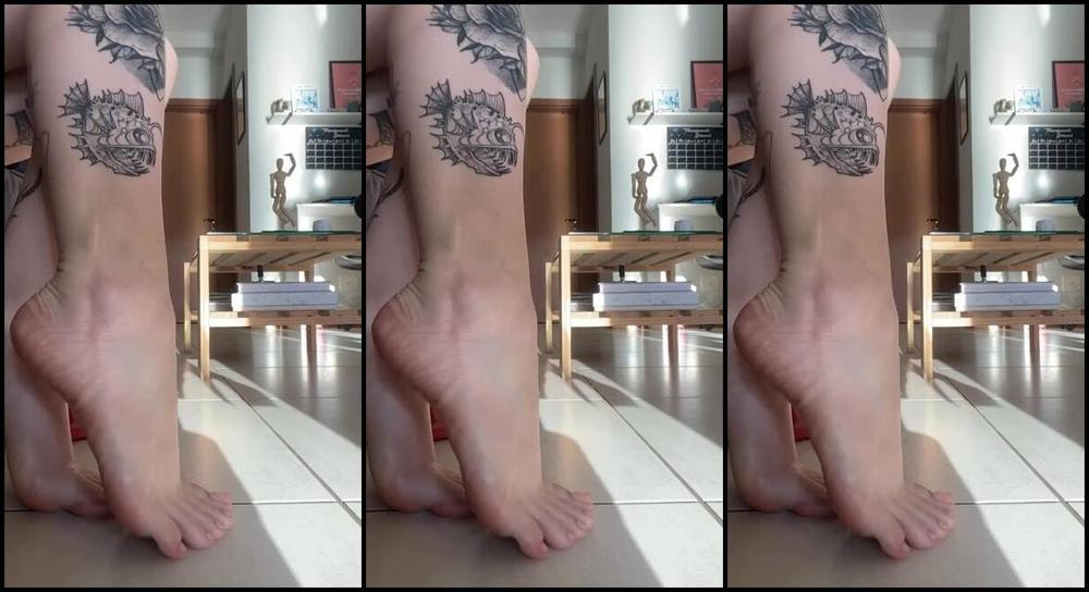 Mes Petits Pieds Nicknamed Mpetitspieds Onlyfans 02 03 2023 Mornings