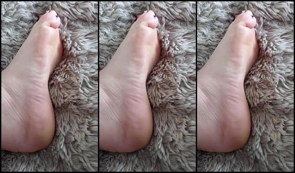 Tinyfairyfeet Nicknamed Tinyfairyfeet 05 28 2023 Onlyfans Video Up Close Flexing