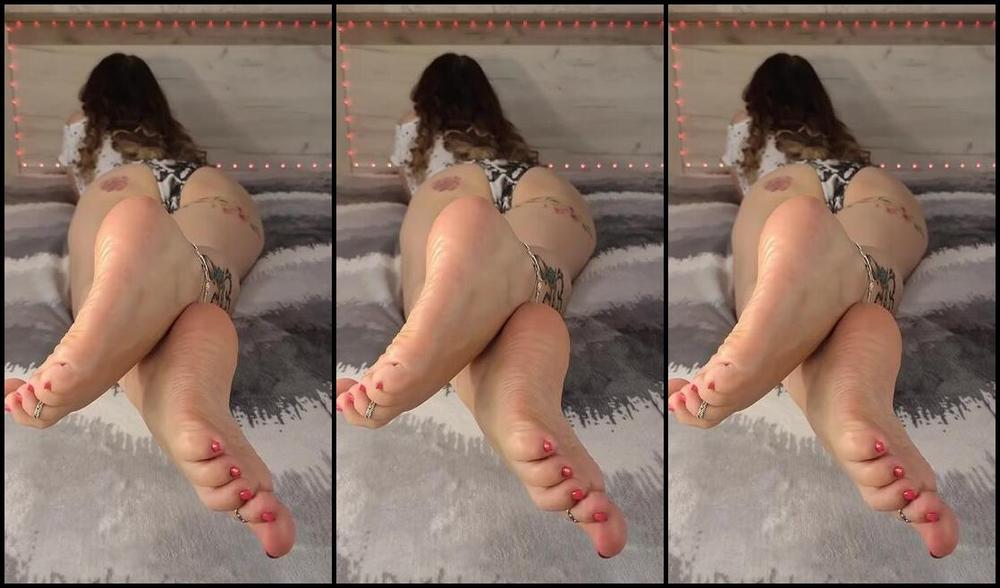 Miawildft Nicknamed Miawildft 06 22 2024 Onlyfans Video I Know This Is One Of Your Favourite Pose To Admire My Soft Soles And My