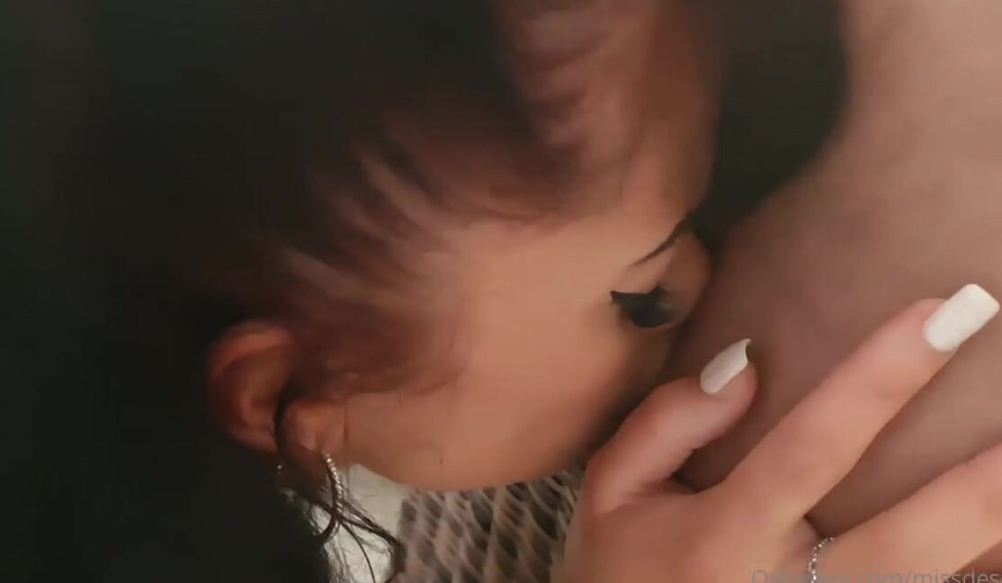 M De Sousa Nicknamed Missdesousa 08 05 2023 Onlyfans Video Horny Wife Gets Exactly What She Wanted From Plumber While Husband Is Offshore Dont Forget